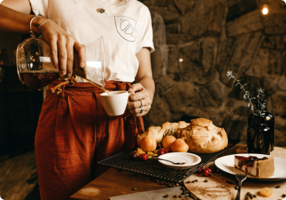 People discovering local businesses